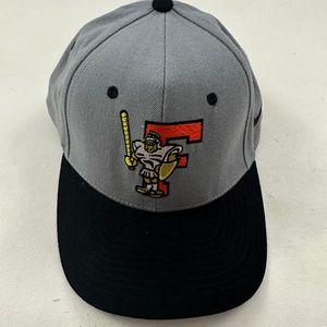 Vintage Cal State Fullerton Tittan Graphic Gray Fitted Baseball Hat Size 7 5/8